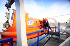 Coxswain Lifeboat 2.7 A-C (Conventional Lifeboat) 1