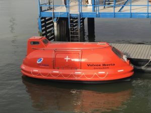 NOGEPA 2.7B C - Coxswain Conventional Lifeboat and Capsules 1