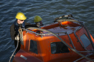 NOGEPA 2.7B C - Coxswain Conventional Lifeboat and Capsules